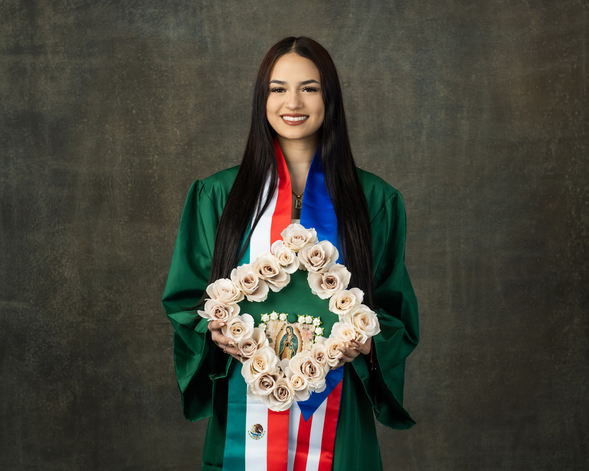 graduation portraits